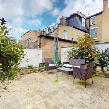 Cheerful 4 Bedroom Victorian House With Back Courtyard London Luaran gambar