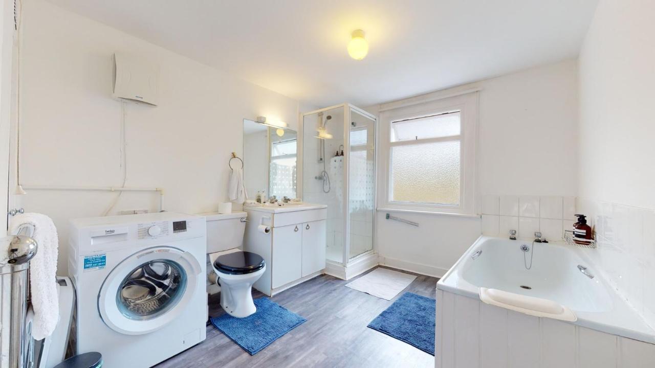Cheerful 4 Bedroom Victorian House With Back Courtyard London Luaran gambar