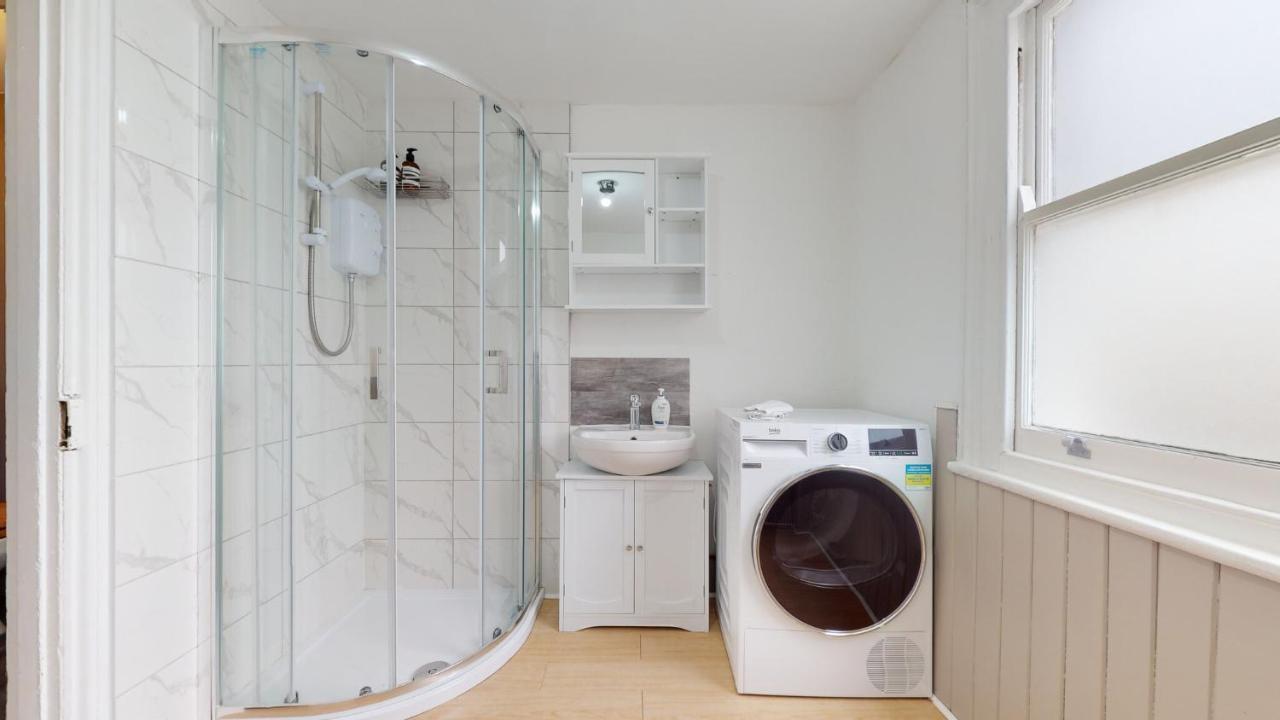 Cheerful 4 Bedroom Victorian House With Back Courtyard London Luaran gambar