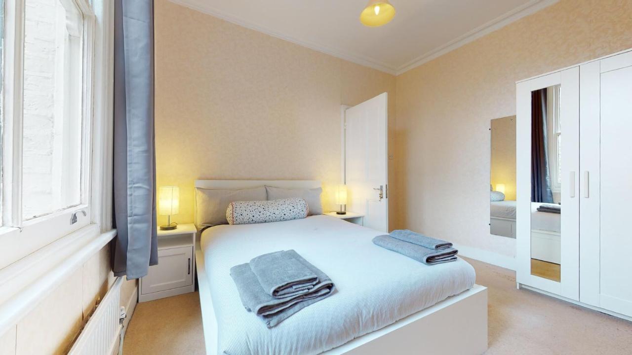 Cheerful 4 Bedroom Victorian House With Back Courtyard London Luaran gambar